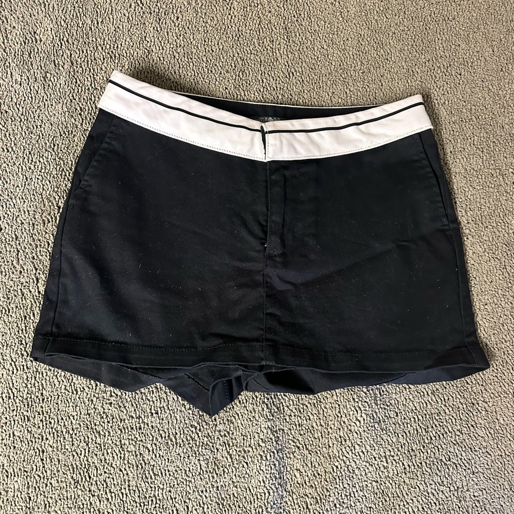 Wild Fable Low-Waist Black Skort with White Trim